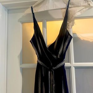 Navy/white stripe jumpsuit v-neck belted wide leg  109% viscose dress up/casual